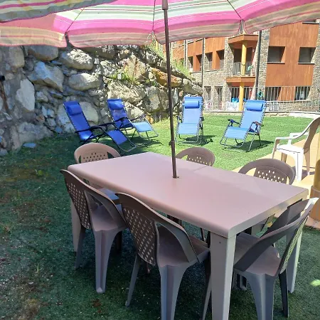 Sauec-vacances Pirinenca Apartment Canillo